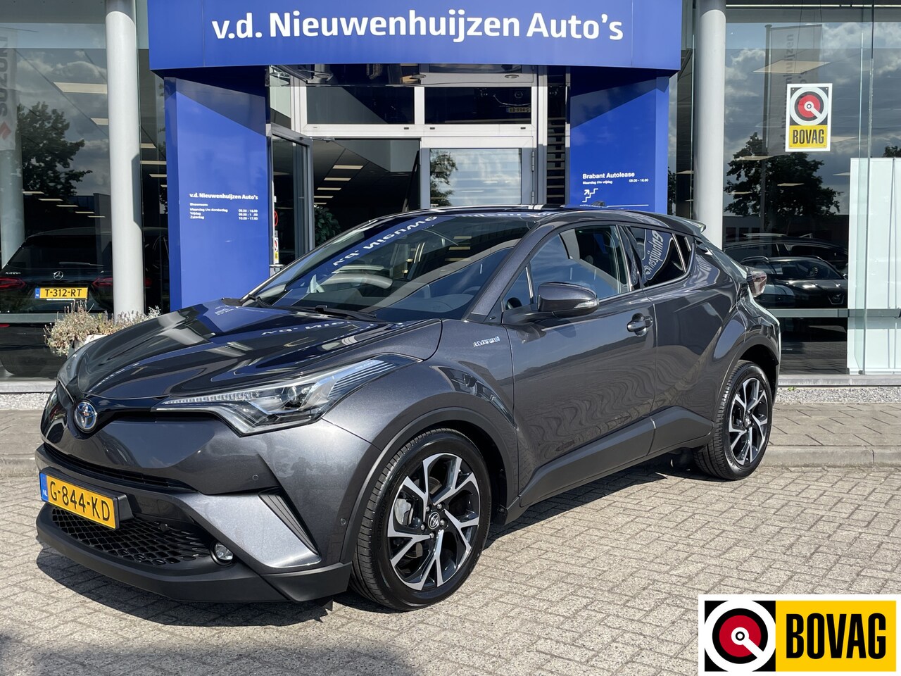Toyota C-HR - 1.8 Hybrid Style Ultimate Navi | Cruise | Climate control - AutoWereld.nl