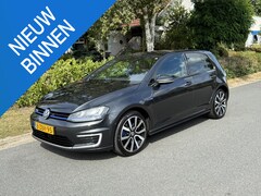 Volkswagen Golf - 1.4 TSI GTE 204PK Highline•Trekhaak•Navi
