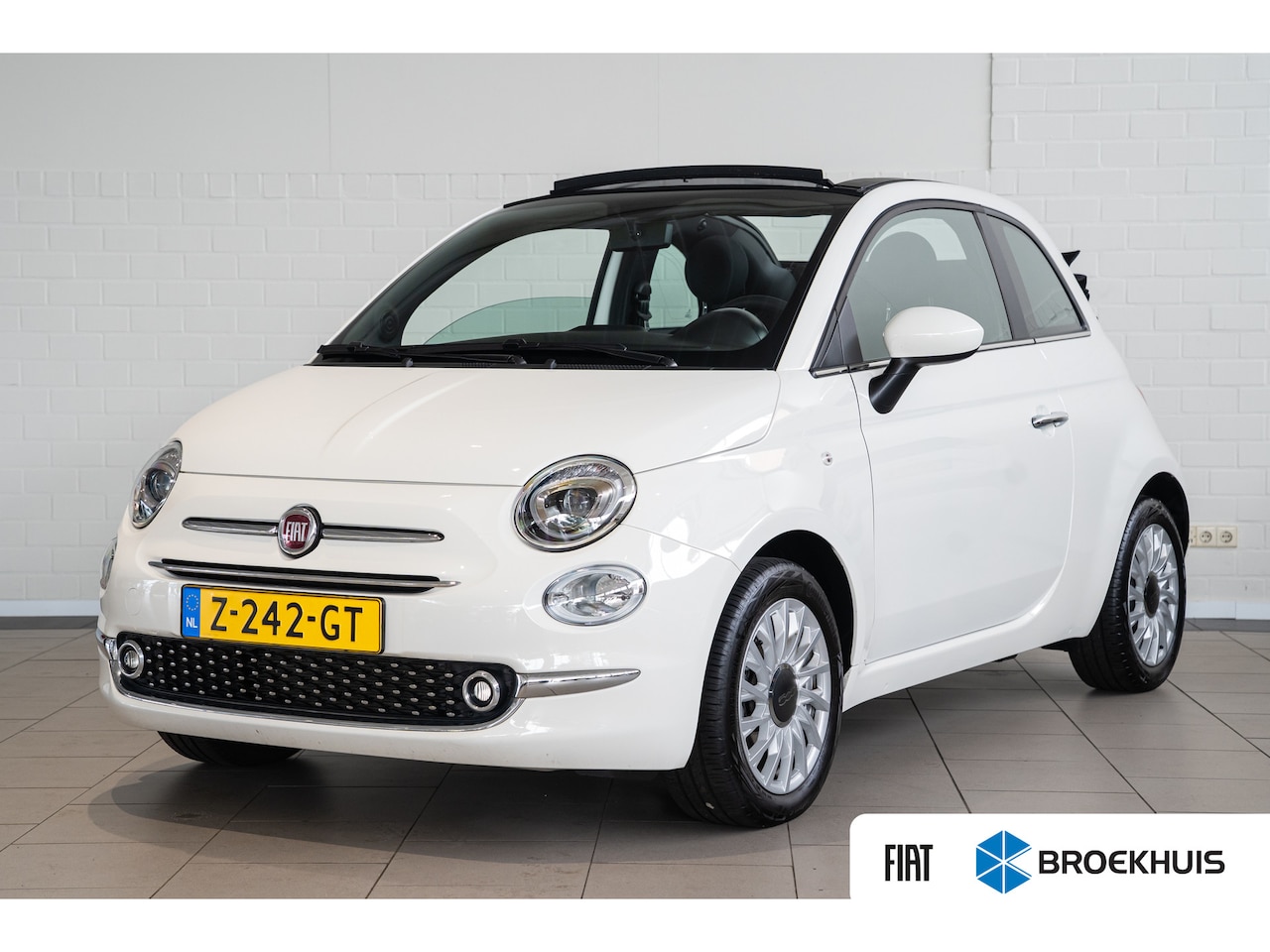 Fiat 500 C - 1.0 Cabrio Hybrid Dolcevita Finale | Parkeersensoren | Apple Carplay & Android Auto | Crui - AutoWereld.nl