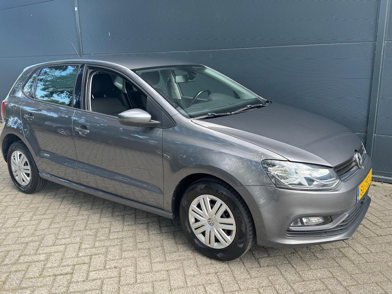 Volkswagen Polo - 1.0 Comfortline Connected Series Airco - AutoWereld.nl