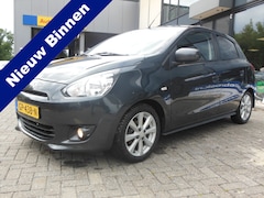 Mitsubishi Space Star - 1.2 Intense+ Staat in De Krim
