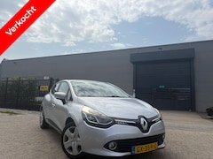 Renault Clio - RESERVE GERESERVEERD