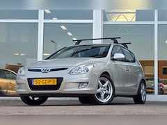 Hyundai i30 - 1.6i Dynamic 100% Onderhoud Airco 4e Eigenaar
