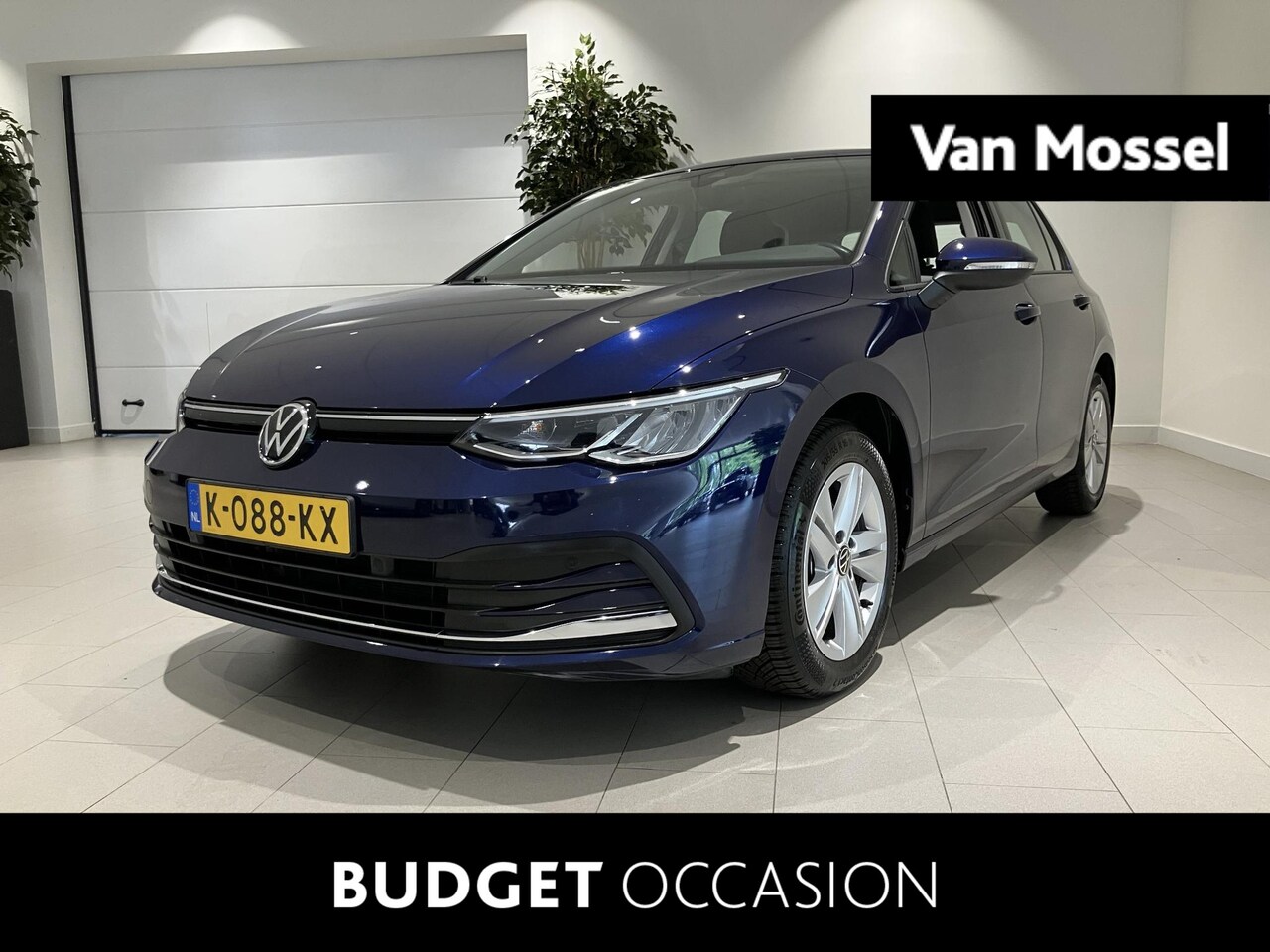 Volkswagen Golf - 1.0 TSI Life 110 PK | Apple Carplay | Adaptive Cruise Control | Keyless Go | Digital Cockp - AutoWereld.nl