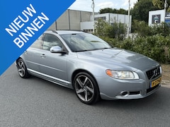 Volvo V70 - 1.6 T4 R-Design 180PK Leder•Trekhaak