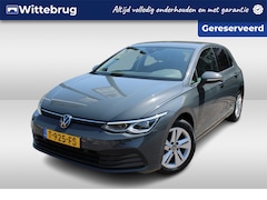 Volkswagen Golf - 1.0 eTSI 110PK Life Business / LED / LM 16 inch / Navi by App Connect / Clima / Parkeersen