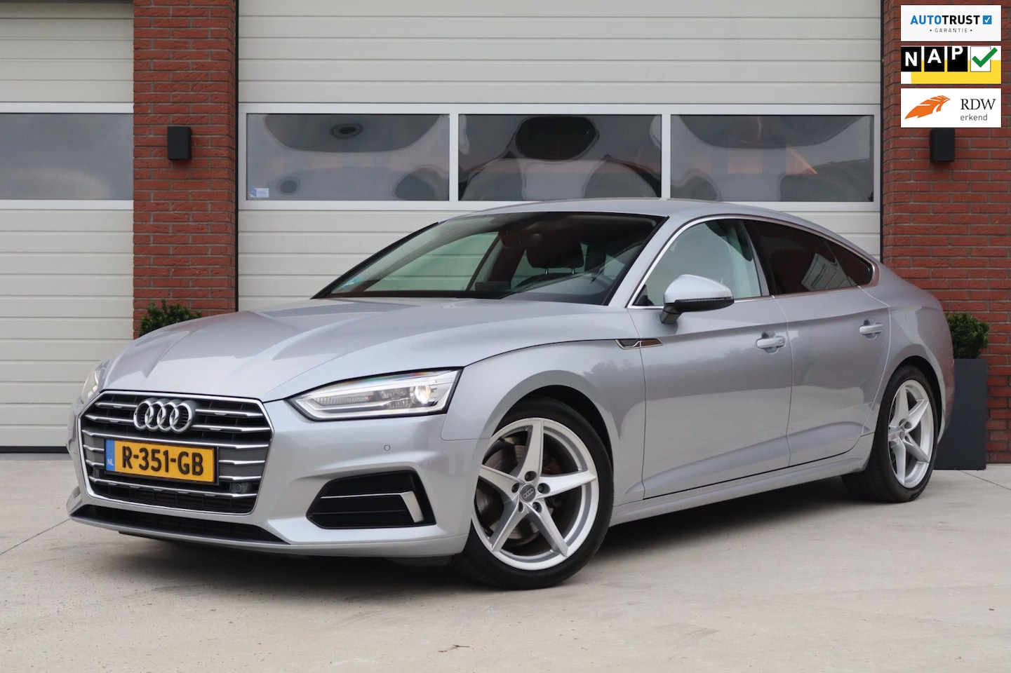 Audi A5 Sportback - 35 TFSI Aut. Design Pro Line Plus - Stoelverwarming - 3 zone Climate control - Dealeronder - AutoWereld.nl