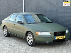 Volvo S60 - 2.4 Edition CLIMA NAVI CRUISE NAP nieuw APK