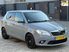 Skoda Fabia - 1.4 TSI RS CLIMA NAVI CRUISE XENON BOEKJES APK
