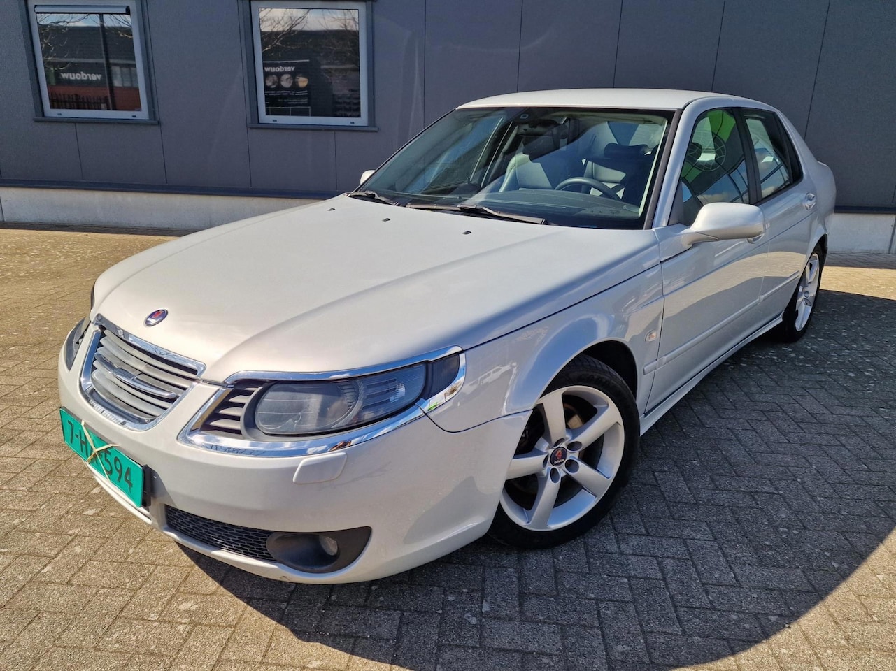 Saab 9-5 - 2.3 Turbo Aero 2.3 Turbo Aero, 1e eign, 102dkm, nieuw staat, Youngtimer, bijtel vriendelijk! - AutoWereld.nl