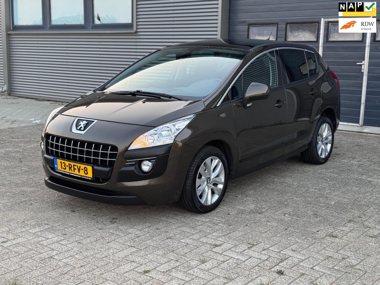 Peugeot 3008 - 1.6 THP ST AUTOMAAT - PANO - CLIMA - TREKHAAK - NAVI - NWE APK!! - AutoWereld.nl