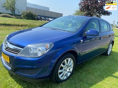 Opel Astra - 2010 * 1.4 Selection * LMV * AIRCO * ELEC. RAMEN * UNIEKE KM-STAND