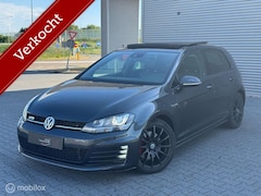 Volkswagen Golf - 2.0 TDI GTD