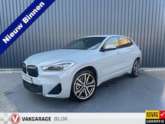 BMW X2 - xDrive25e Executive / M-Sport | 13.900 km | Glazen Schuif-/kantel dak | Rijklaar