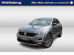 Volkswagen T-Roc - 1.5 TSI 150pk Sport DSG Automaat / Navigatie by APP Connect / LED / LM 17 inch / Elektr kl