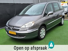 Peugeot 807 - 2.0 8P 8 PERSOONS