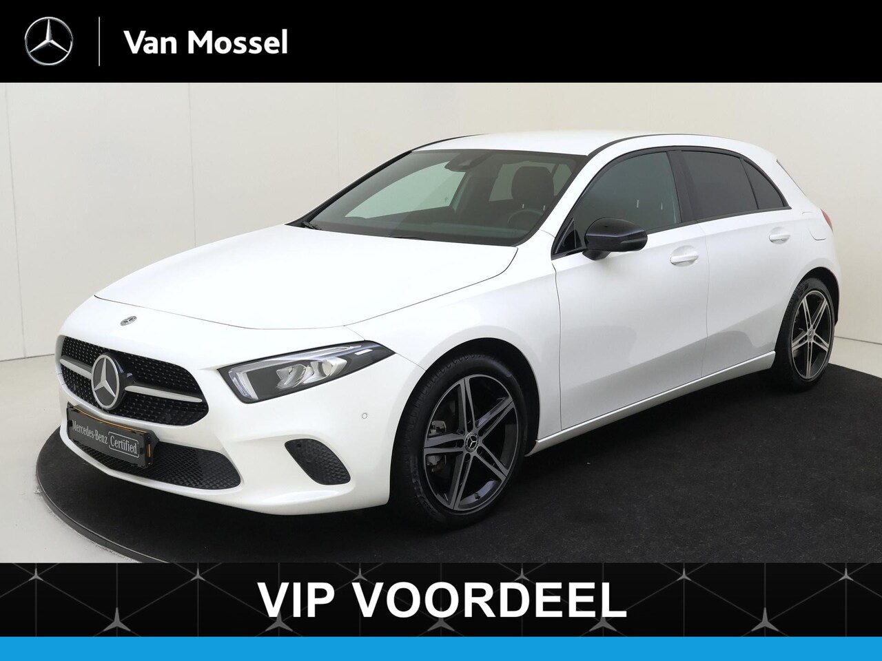 Mercedes-Benz A-klasse - 180 / Luxury/ Night/ Sfeerverlichting - AutoWereld.nl
