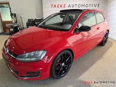 Volkswagen Golf - 1.4 TSI Highline Automaat/Clima/Cruise/Pano