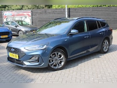 Ford Focus Wagon - 1.0 EcoBoost Hybrid 155pk ST-Line X Wagon, Trekhaak, Adaptive Cruise, Winterpack