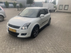 Suzuki Swift - 1.3 Shogun