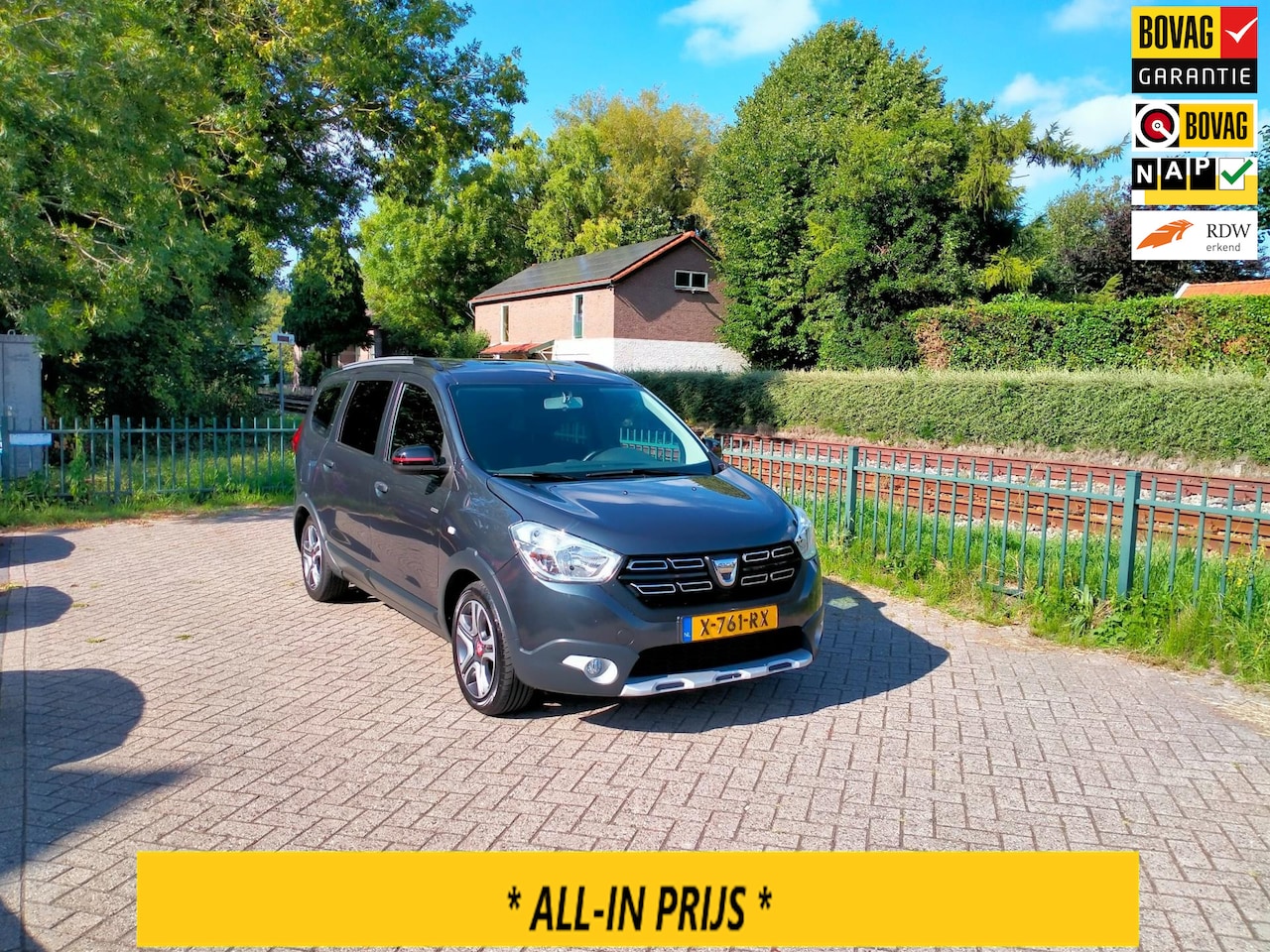 Dacia Lodgy - 1.3 TCe Tech Road 7pers. Stepway ALLINPRIJS - AutoWereld.nl