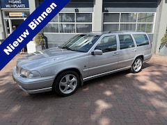 Volvo V70 - 2.4 | Youngtimer | APK 08-2026 | Toponderhoud Stap in en rij weg Zweeds comfort