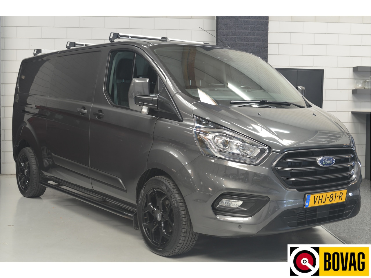 Ford Transit Custom - 300 2.0 TDCI L2H1 Trend // 30.000 km // CAMERA // CRUISE // DAKDRAGERS // TREKHAAK // CARP - AutoWereld.nl