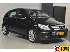 Mercedes-Benz B-klasse - 170 Business Class // AUTOMAAT // AIRCO // CRUISE // TREKHAAK // YOUNGTIMER //