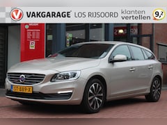 Volvo V60 - T2 *Polar+ Dynamic* | Orig. NL | Trekhaak | Leder | Navigatie | Cruise & Climate Control |