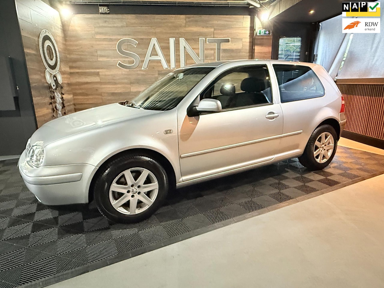 Volkswagen Golf - 1.6-16V FSI Ocean 1.6-16V FSI Ocean - AutoWereld.nl