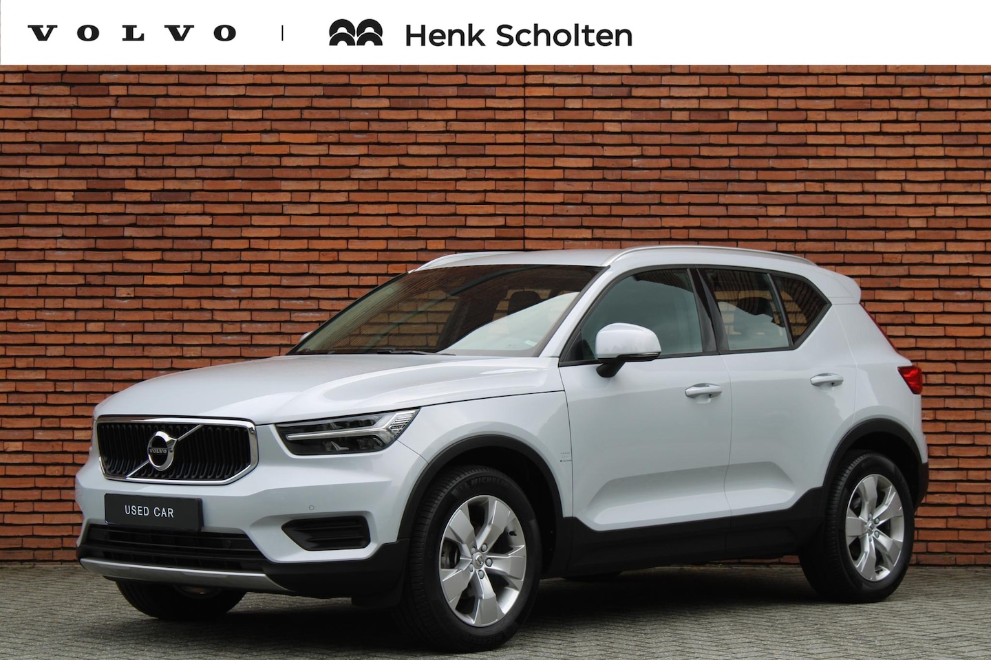 Volvo XC40 - T3 Automaat Momentum Pro | Verwarmde voorstoelen + stuurwiel | Verwarmde achterbank | Stan - AutoWereld.nl