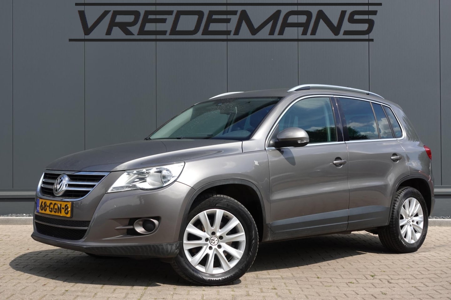 Volkswagen Tiguan - 2.0 TDI Sport&Style 4Motion NAVI/CLIMA - AutoWereld.nl