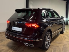 Volkswagen Tiguan - 1.5 TSI R-Line PANO KEYLESS VOL'