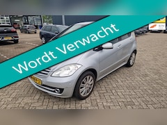Mercedes-Benz A-klasse - 170 Elegance 2e eig. Airco Navi Trekhaak 1300kg. Youngtimer