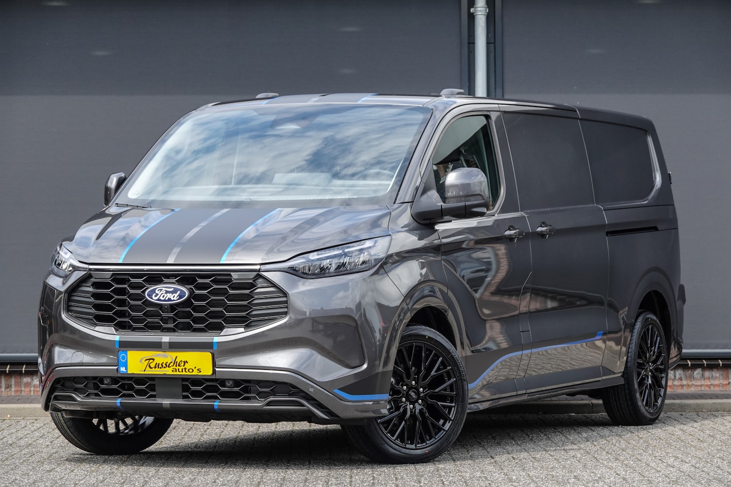 Ford Transit Custom - L2H1 2.5 PHEV 233Pk | Sport | Plug In Hybrid | B&O Sound | 360° Camera | 2xschuifdeur | Tr - AutoWereld.nl