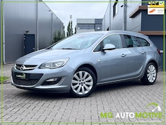 Opel Astra Sports Tourer - 1.4 Turbo Sport + | Navi | Half leder | Camera