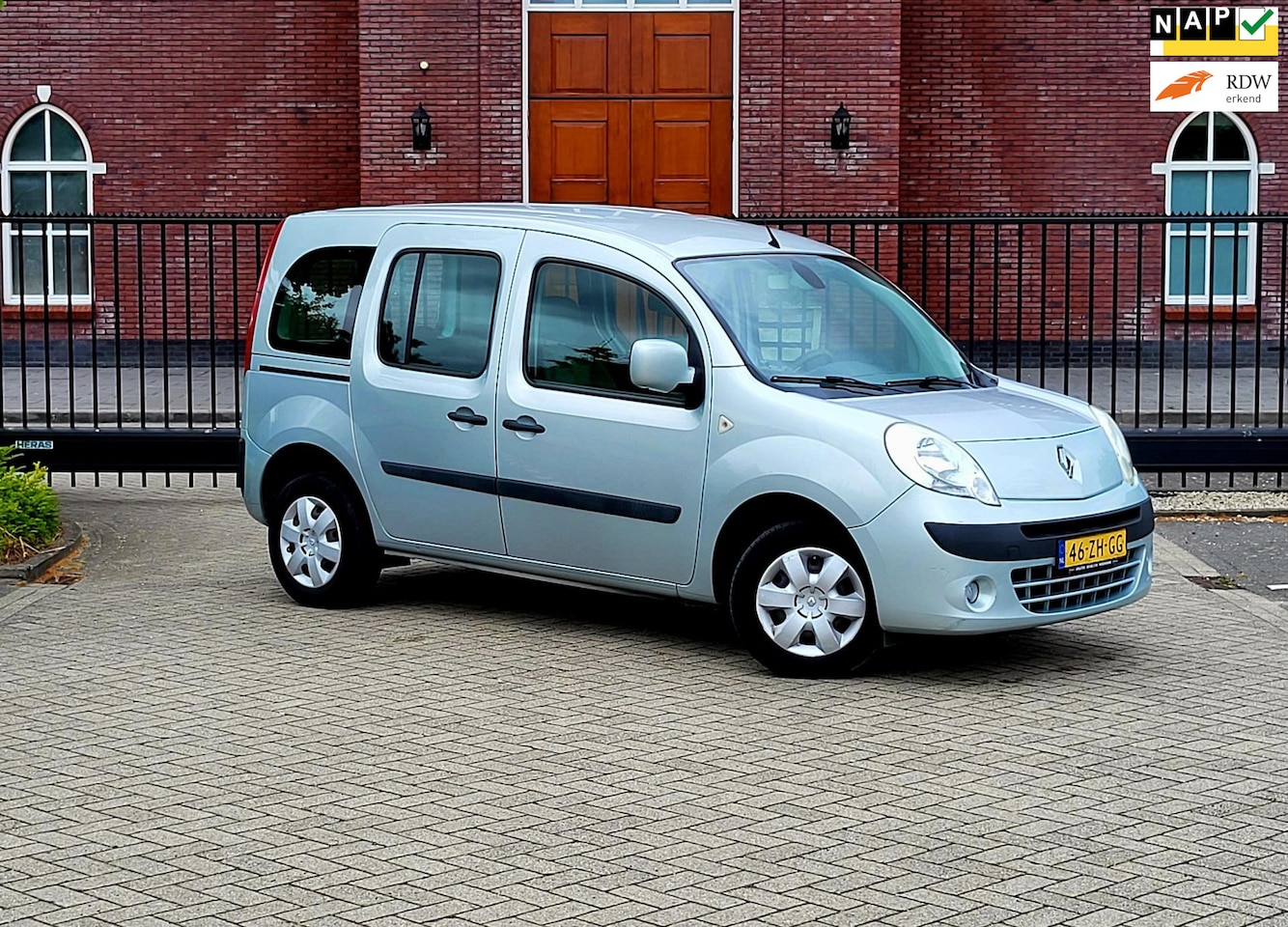 Renault Kangoo Family - 1.6-16V Expression / 1e Eigenaar / Airco / Nap / Cruise control - AutoWereld.nl