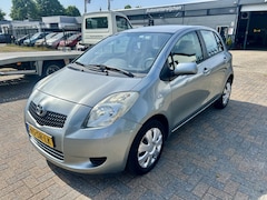Toyota Yaris - 1.3 VVTi - Airco - Zeer Nette Auto