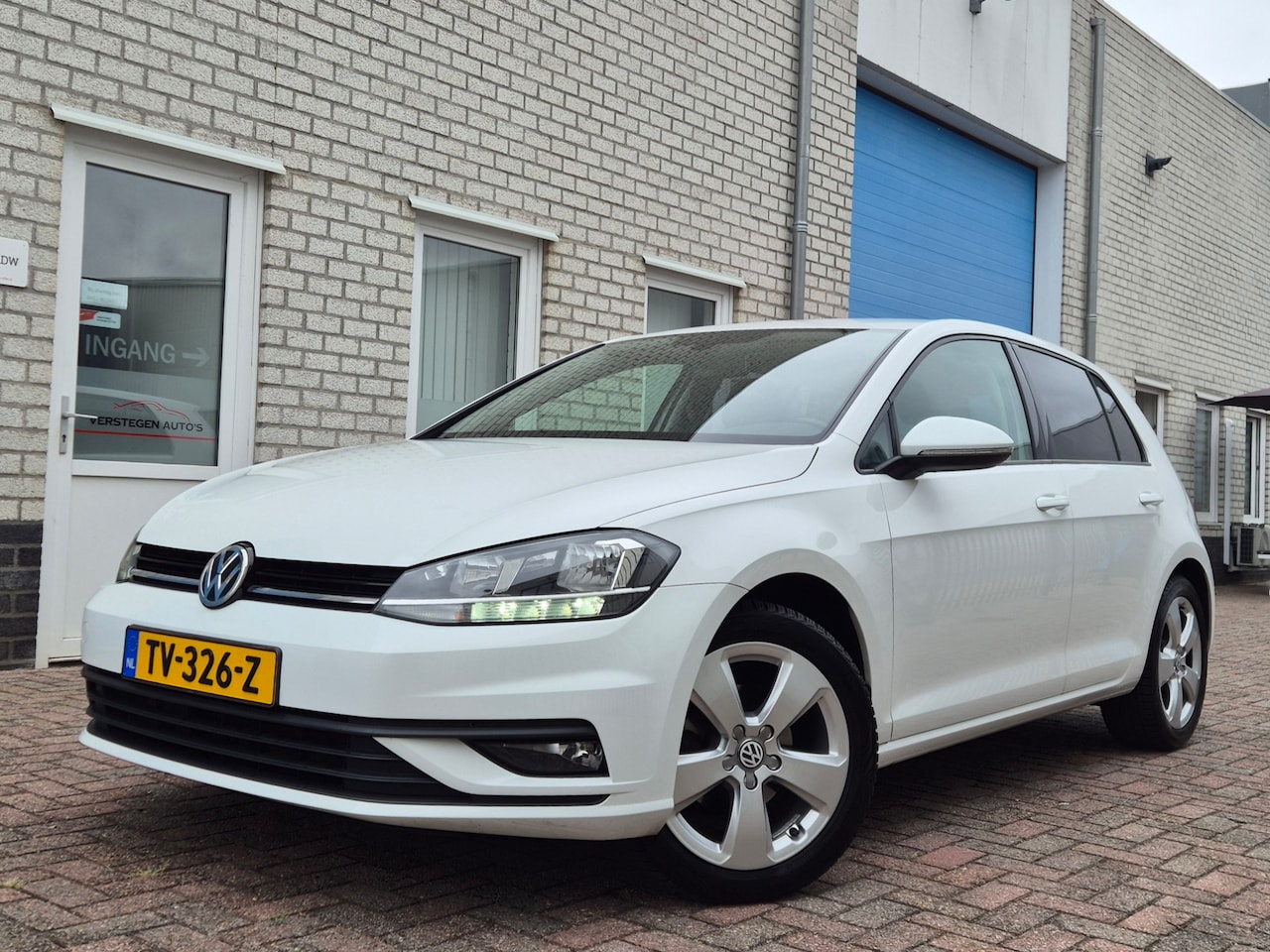 Volkswagen Golf - 1.0 TSI Comfortline Airco-Cruise-Nav-Carplay - AutoWereld.nl