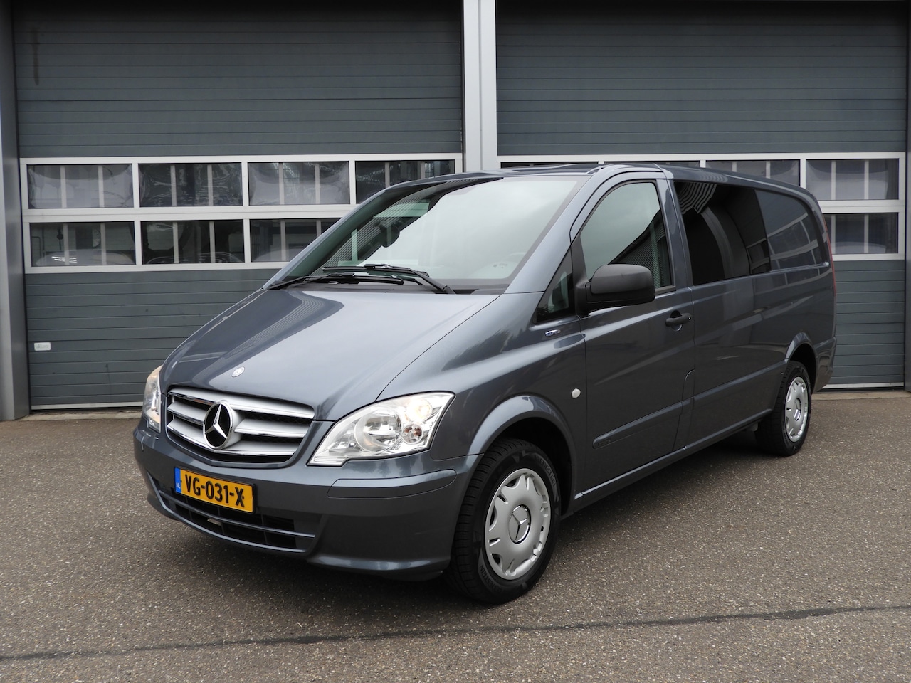 Mercedes-Benz Vito - 110 CDI 320 Lang 5-PERS DC | AIRCO - AutoWereld.nl