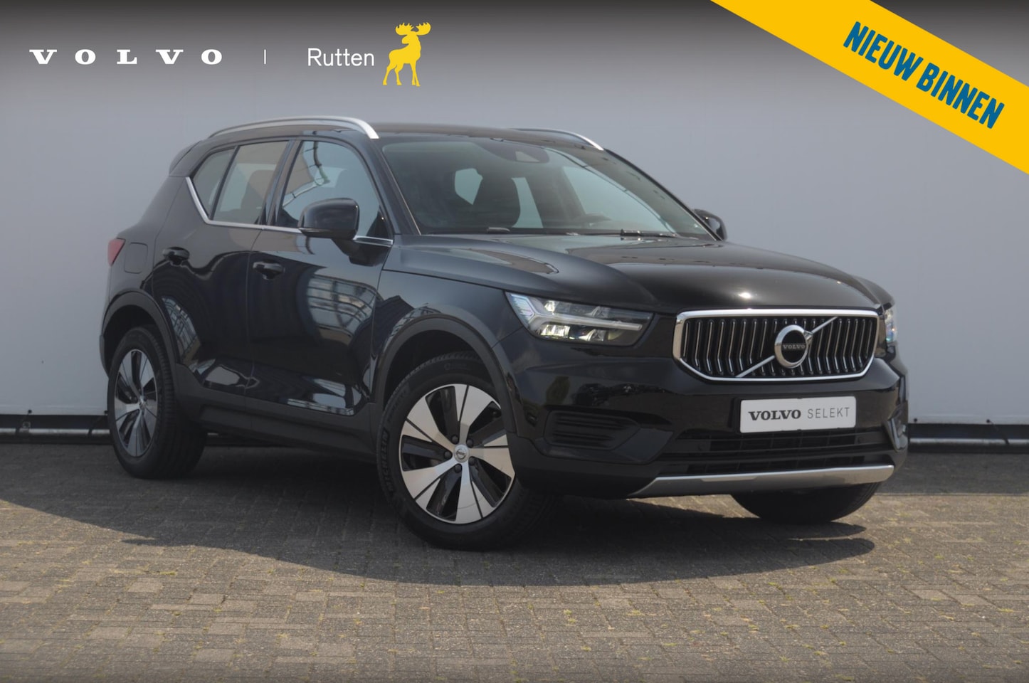 Volvo XC40 - T4 211PK Automaat Recharge Inscription Expression / Lederen Bekleding / Cruise control / E - AutoWereld.nl