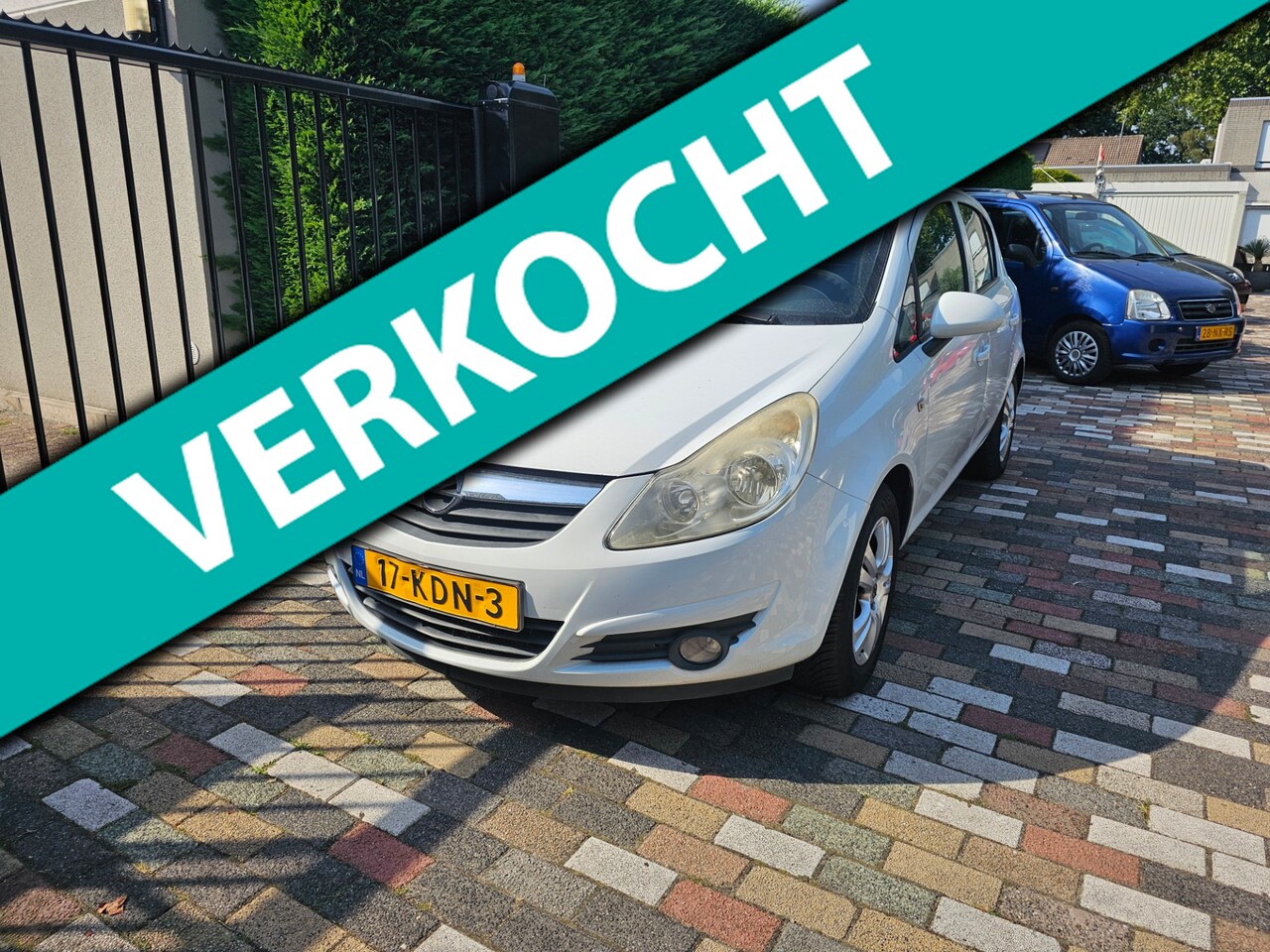 Opel Corsa - 1.4-16V Enjoy 2009 AUTOMAAT 5 drs Airco - AutoWereld.nl