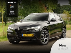 Alfa Romeo Stelvio - 2.0 T AWD | Tr.hk | Savali | Dash-Cams | 310PK | Carplay | Camera | Flippers