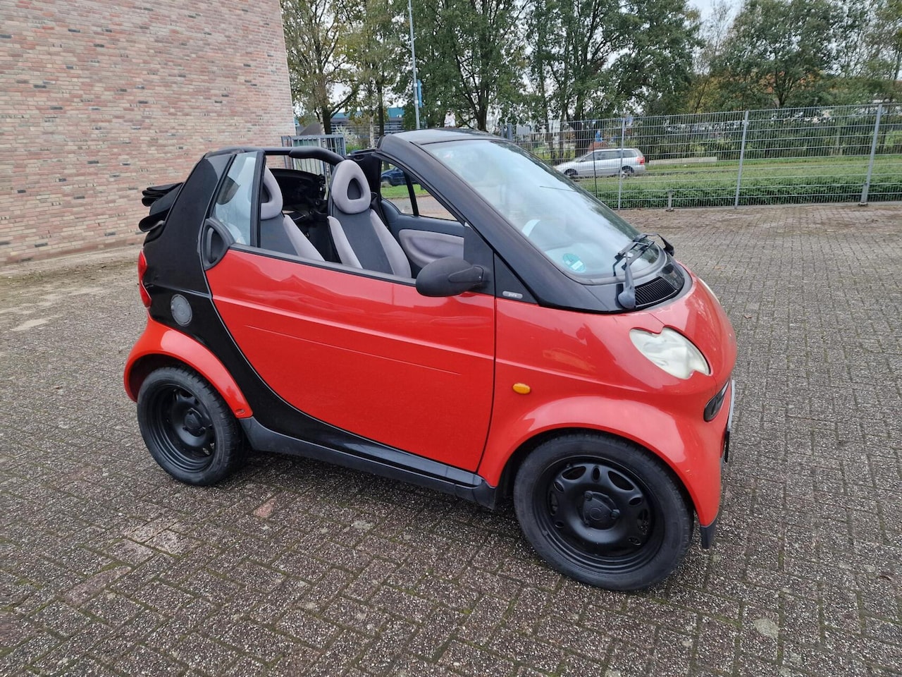 MICRO COMPACT CAR SMART SMART