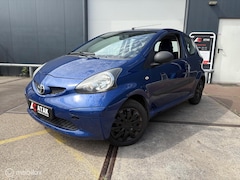 Toyota Aygo - 1.0-12V