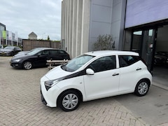 Toyota Aygo - 1.0 VVT-i x-fun AIRCO LED FACELIFT INRUIL MOGELIJK