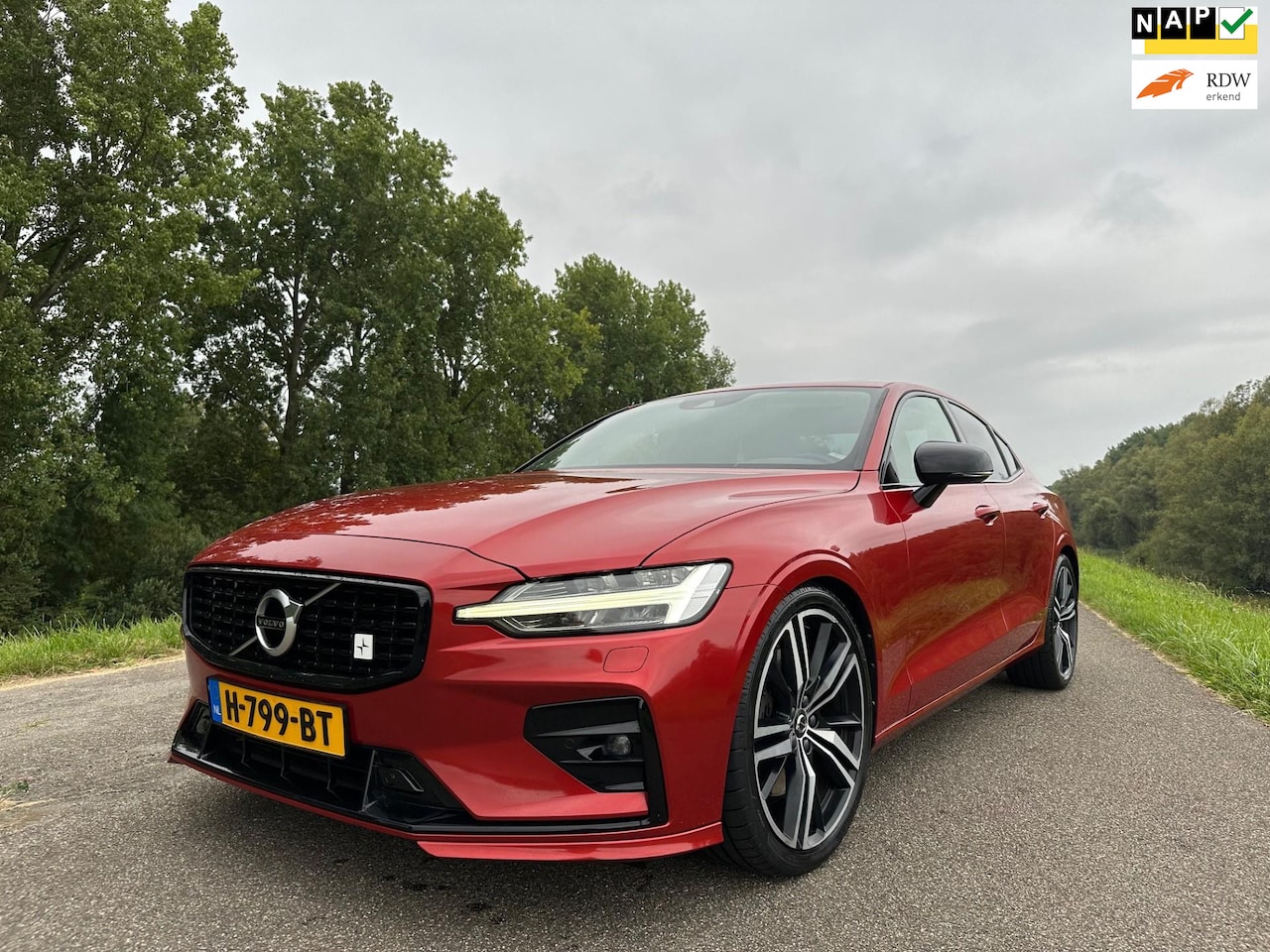 Volvo S60 - 2.0 T5 Intro R-Design, Full Options, Polestar Engineered, Maxton, 20 inch, APK 08/27 - AutoWereld.nl