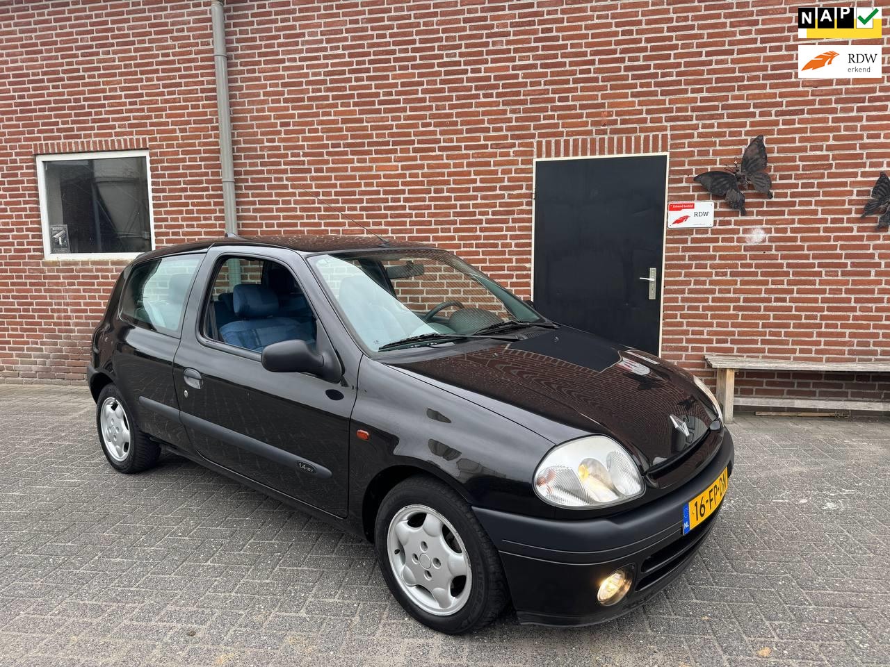 Renault Clio - 1.4-16V Si Zeer netjes - AutoWereld.nl