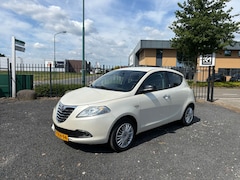 Lancia Y(psilon) - Ypsilon 0.9 TwinAir Platinum / Automaat / Vol optie
