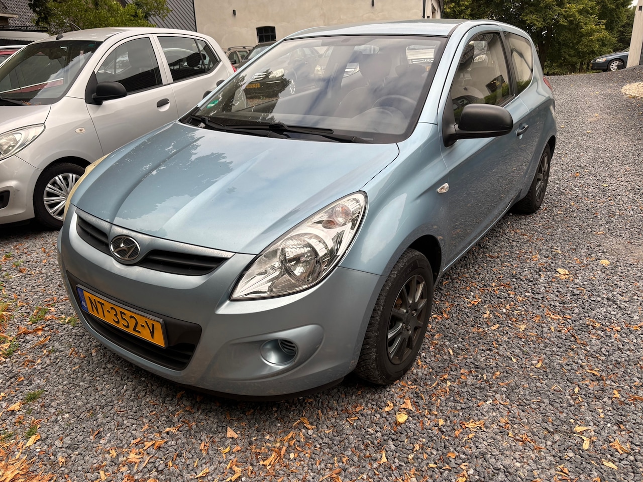 Hyundai i20 - 1.2i ActiveVersion AIRCO - AutoWereld.nl